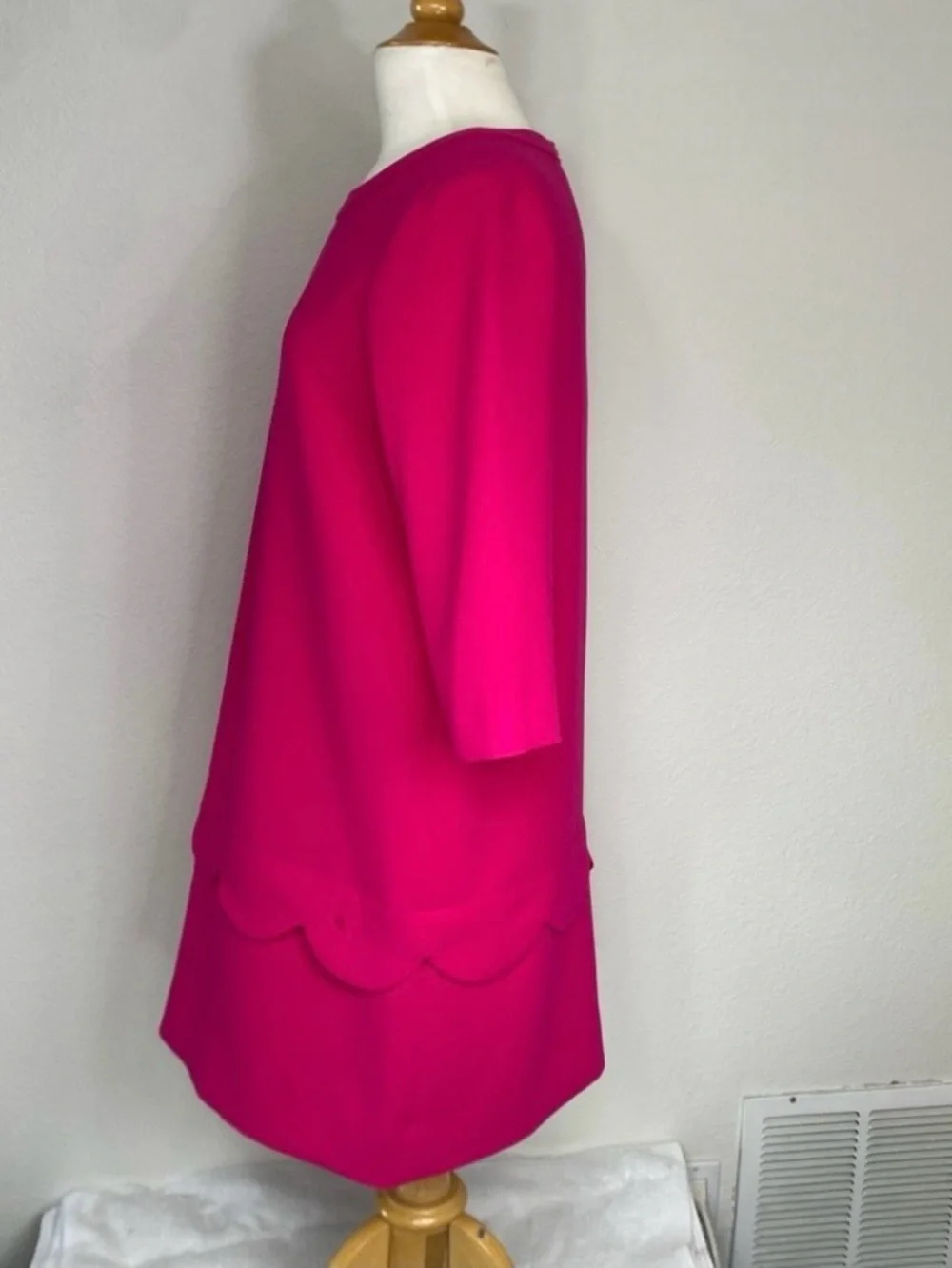 Kate Spade Women's Pink Scallop Shift Dress Size 8 Classic Preppy Corporatecore